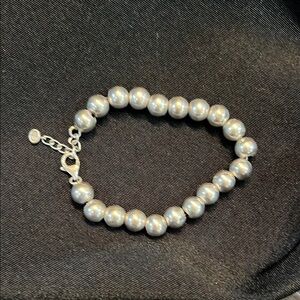 Elegant Pearl Beaded Toggle Bracelet in Silver Gray
